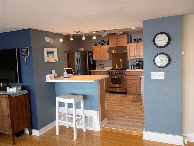 Building Photo - 39 Harbor St