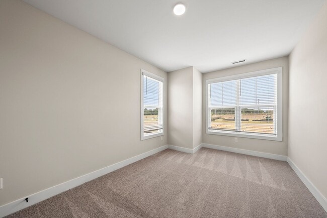 Building Photo - 3018 White Rail Dr