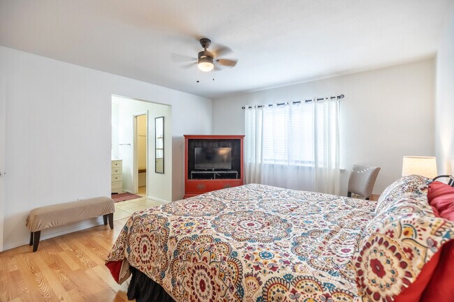 Building Photo - 5725 Quail Run St