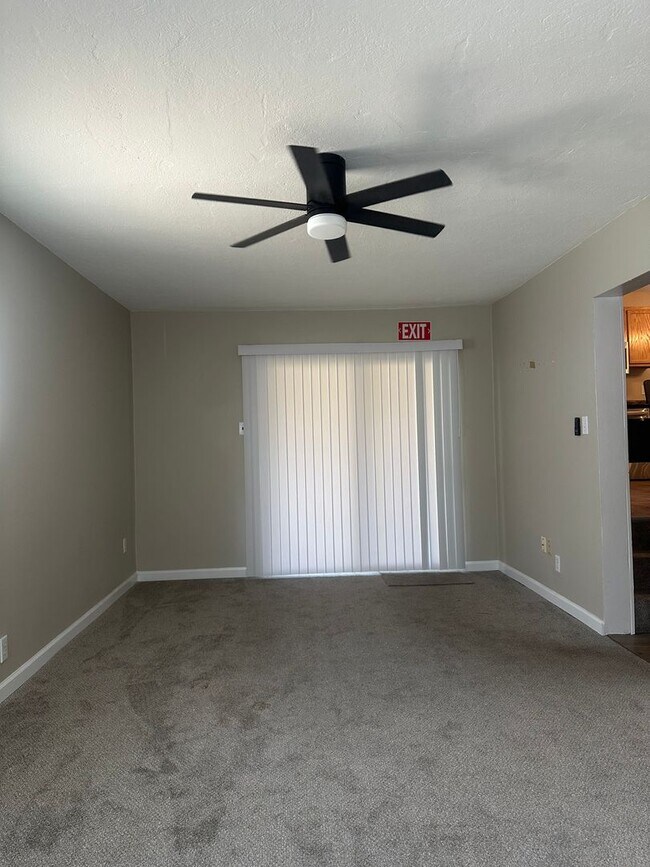 Building Photo - 4 Bedroom 3 Full Bathroom Home for Rent in...