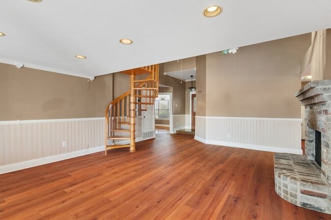 Building Photo - 409 Kathy Ln