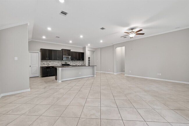 Building Photo - 134 S Bearkat Ct