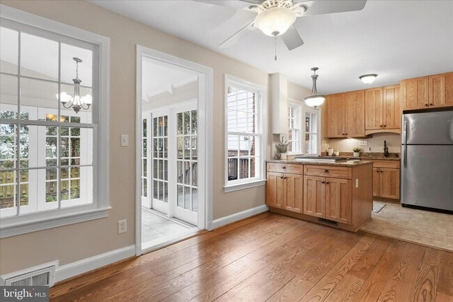 Building Photo - 414 Jefferson St