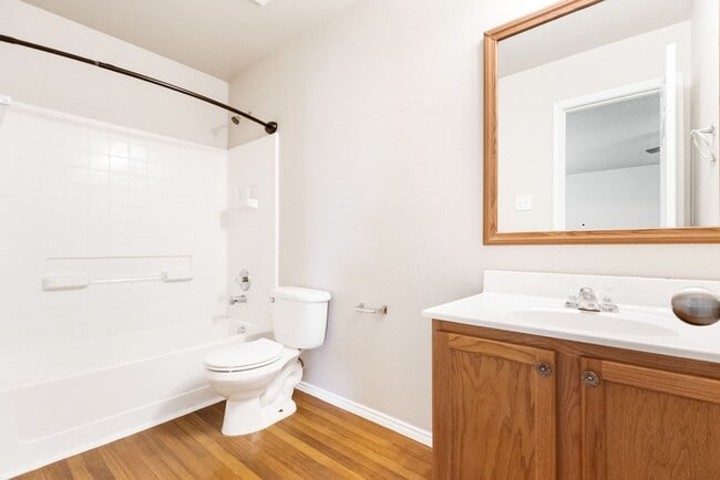 Building Photo - Well-Maintained 3-Bedroom Home – Ideal for Students & Professionals!