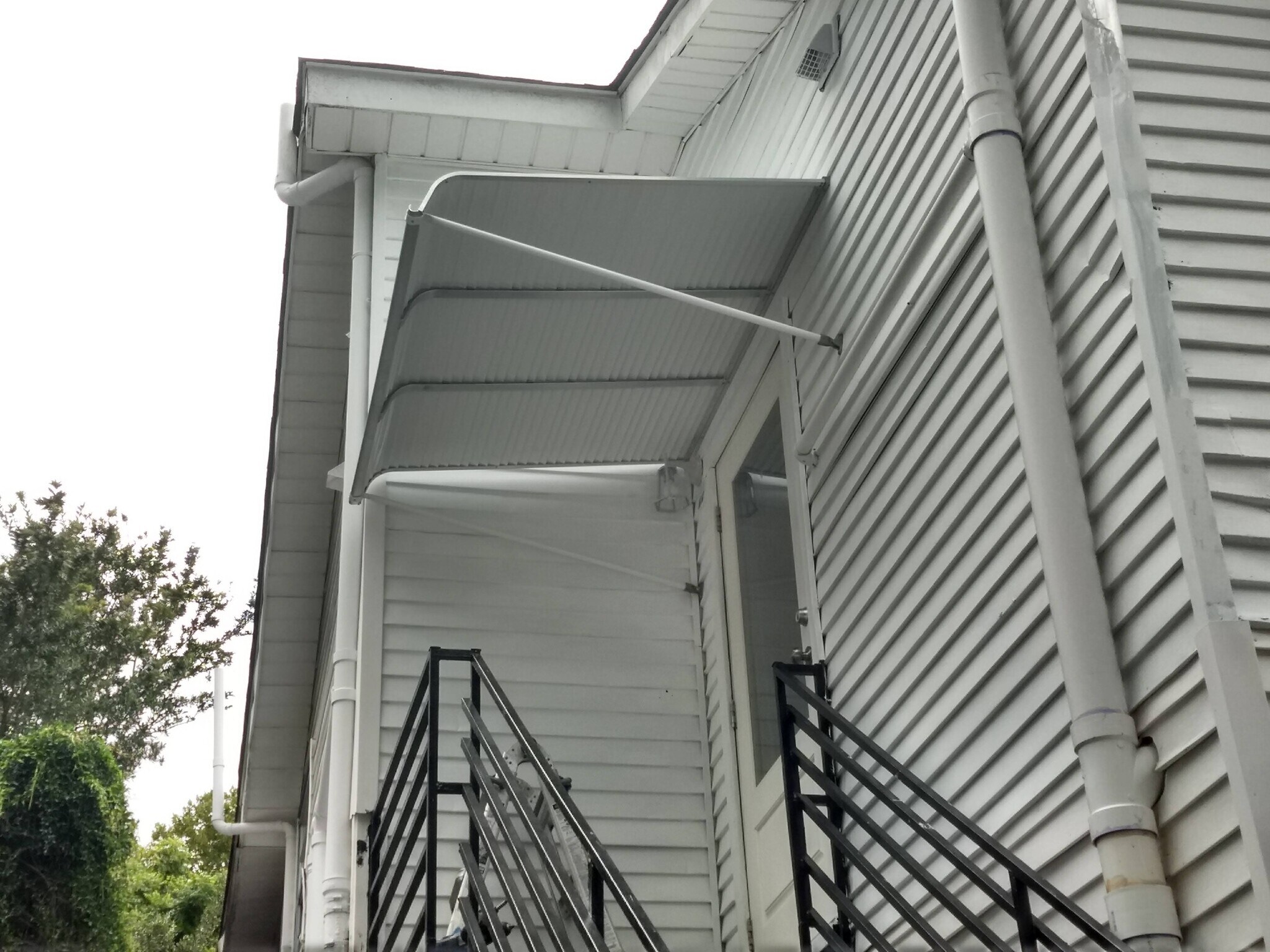 Building Photo - 1220 Adams St