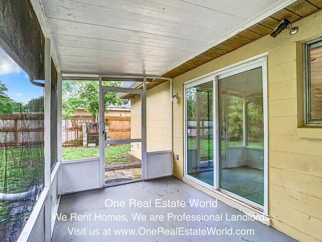 Building Photo - 12929 Ohio Woods Ln