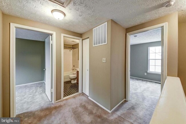 Building Photo - 1106 Patriot Ln