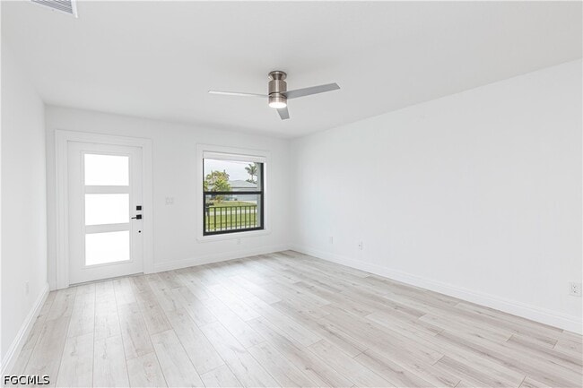 Building Photo - 2722 SW 54th Terrace