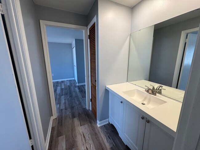 Hallway facing living room - 109 S Main St