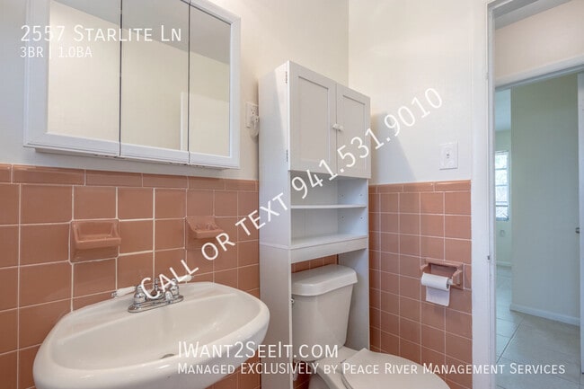 Building Photo - 2557 Starlite Ln