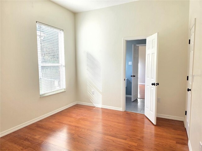 Building Photo - 511 Crowned Eagle Ct