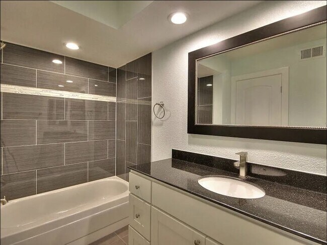 Building Photo - Highly Desirable 4BD/2BA Home in San Jose's Rancho Santa Teresa neighborhood!
