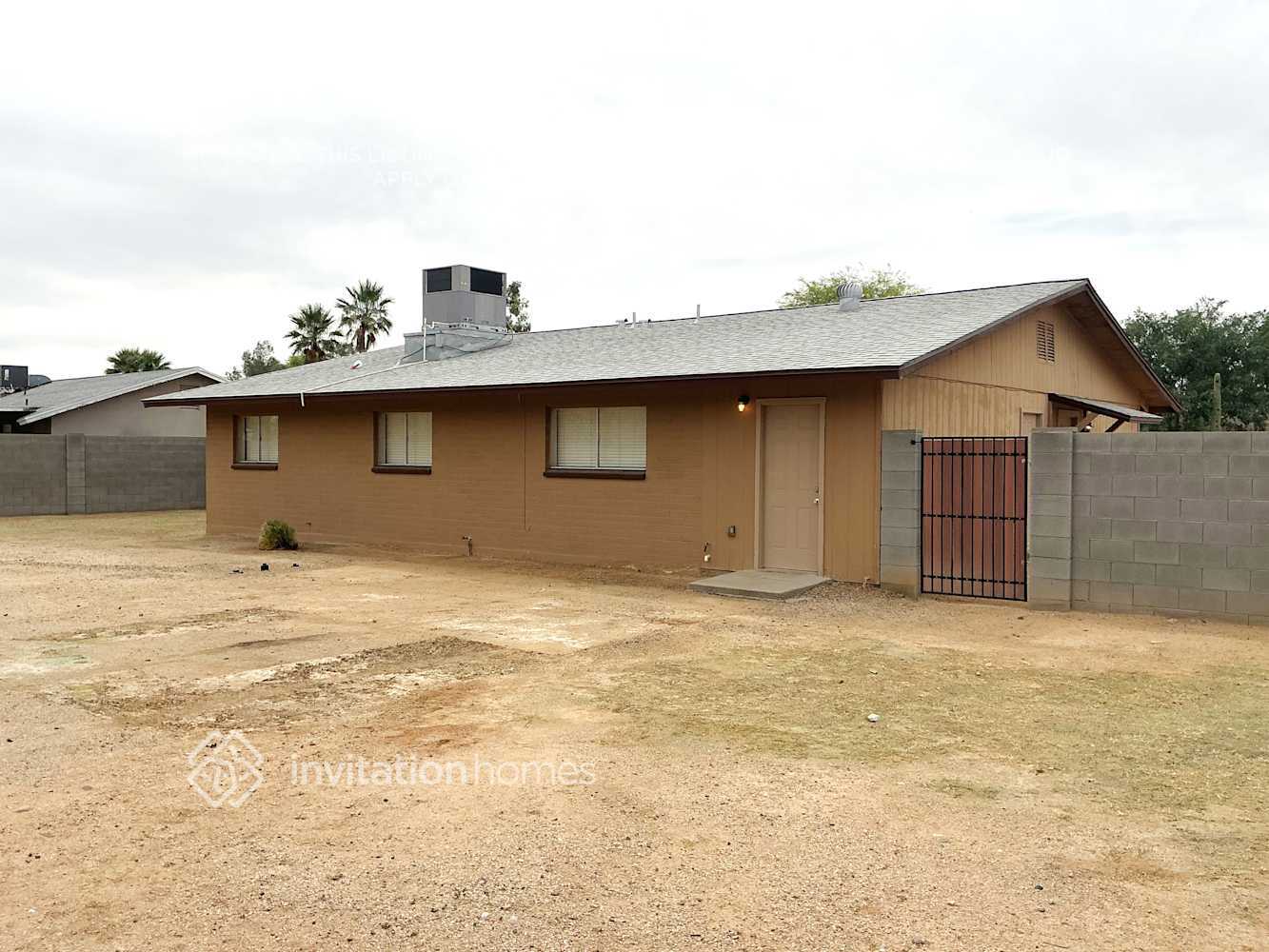 Building Photo - 4322 E Villa Maria Dr