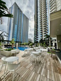 Building Photo - 1/1/1 at the New Sky Ala Moana, 17th floor, city/ocean/mtn views