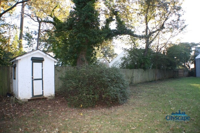 Building Photo - ADORABLE CAPE COD NEAR HENRICO DOCTORS HOS...