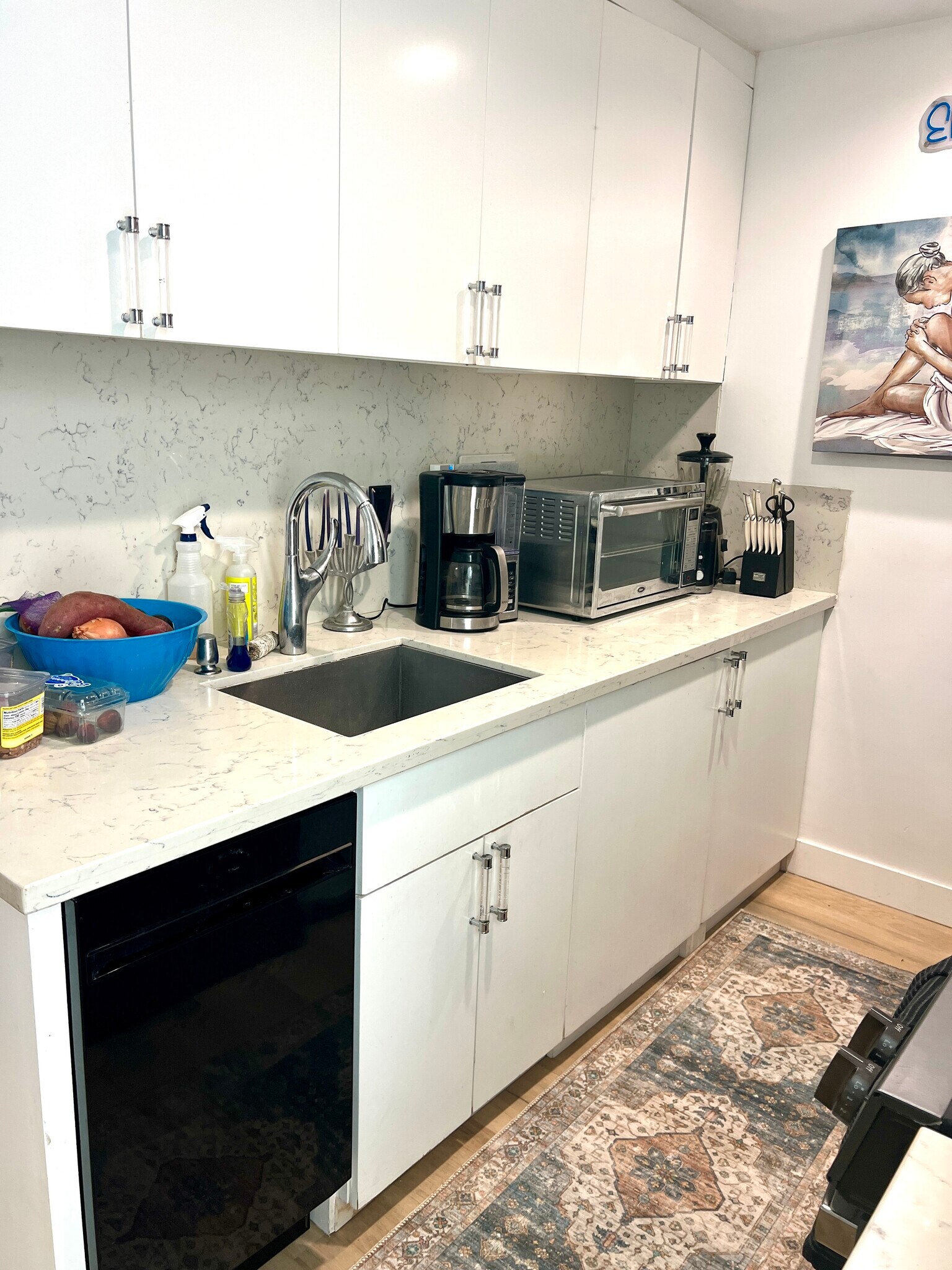 Building Photo - 3512 Pacific Ave