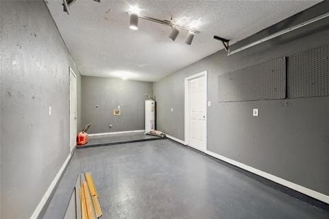 Building Photo - 2417 Highland Meadows Dr