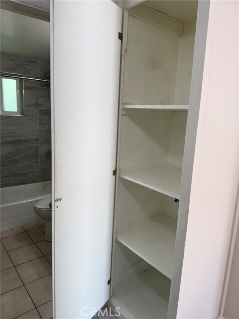 Building Photo - 124 W Lancaster Blvd