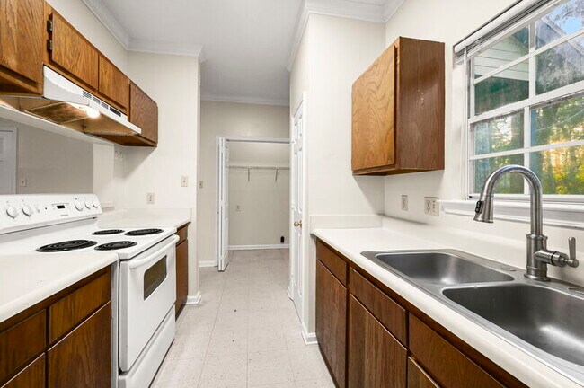 Building Photo - 5379-117 Rosedown Ct