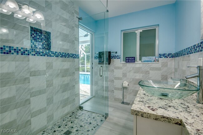 Building Photo - 5325 Mikado Ct