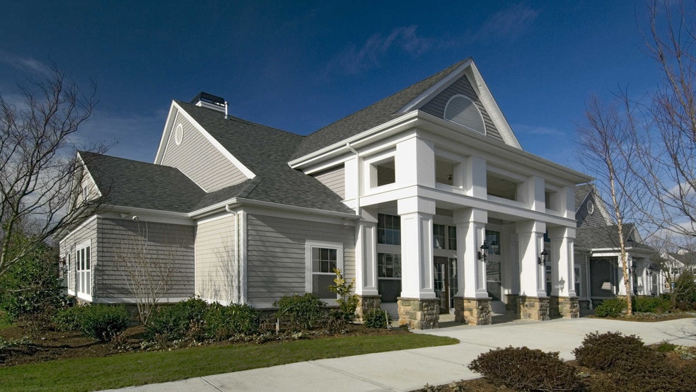 Quarry Hills 333 Ricciuti Dr Quincy MA 02169 Apartment Finder