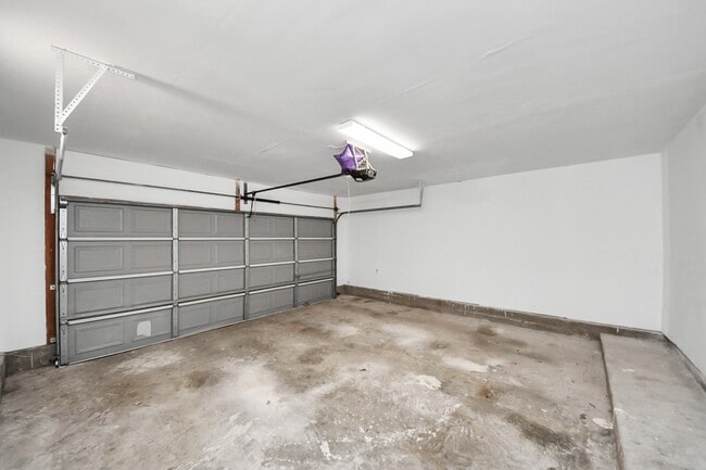 Building Photo - 20641 Patriot Park Ln