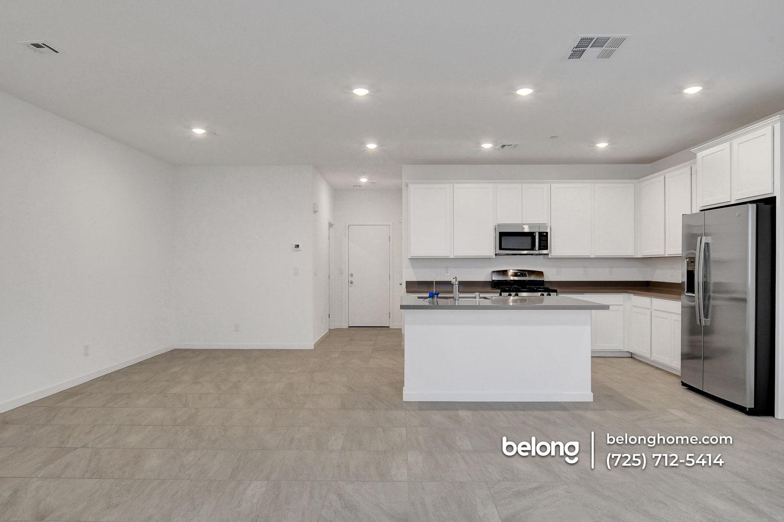 Building Photo - 1519 Layla Crossing Ave