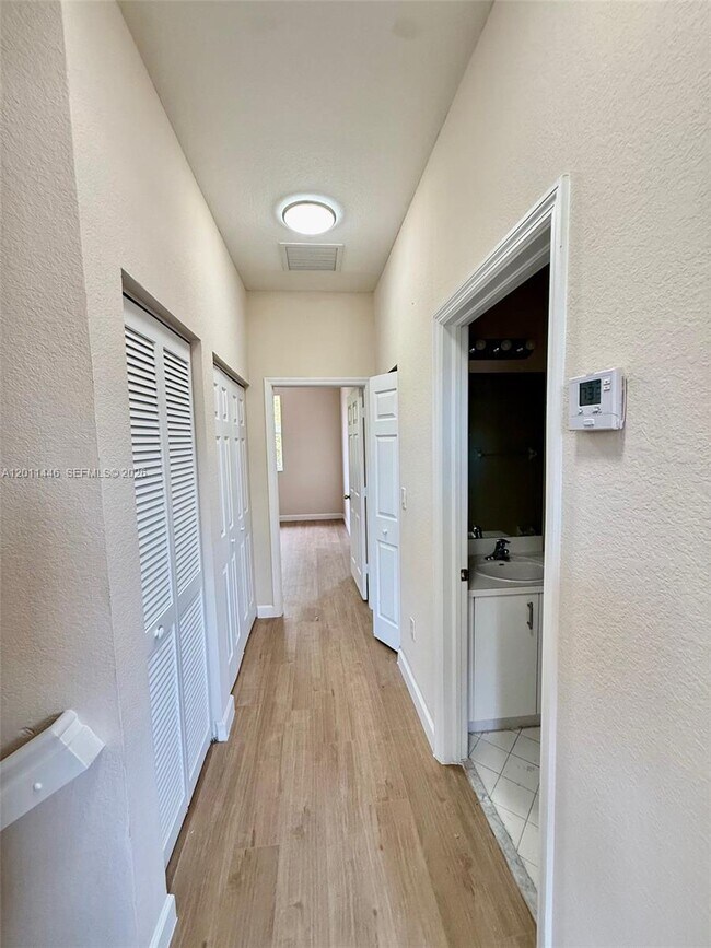 Building Photo - 9261 SW 220th Terrace