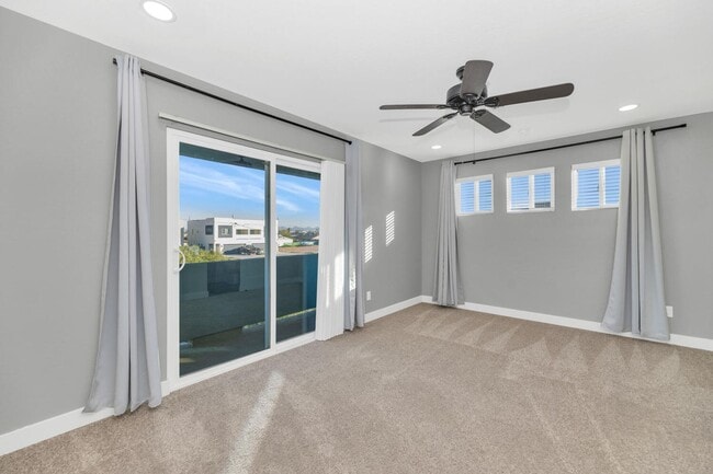 Building Photo - 2509 E Broadway Rd