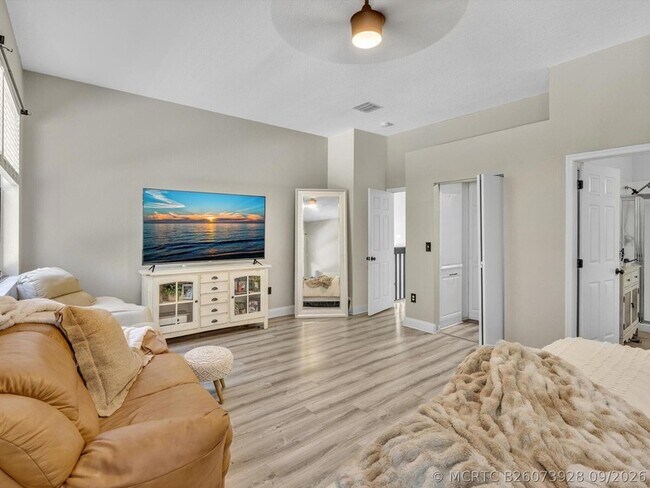 Building Photo - 7834 Oak Grove Cir