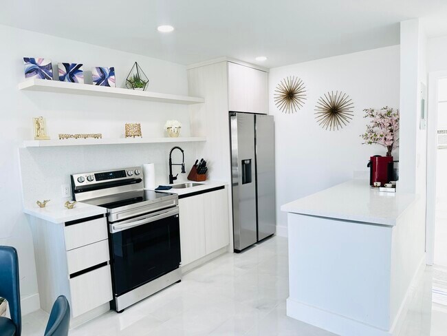 Building Photo - 2316 Freedom St