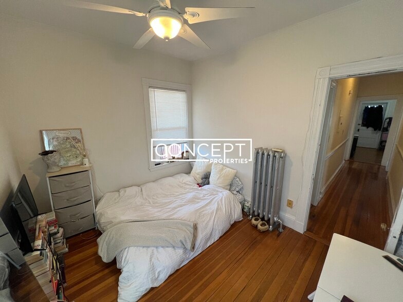 Building Photo - 51 Ibbetson St