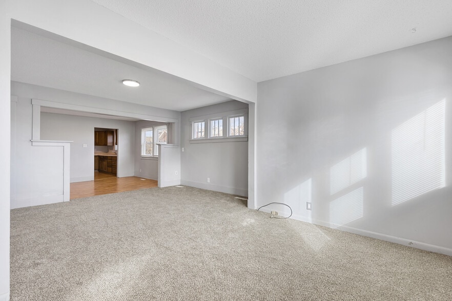 Building Photo - 711 East Blvd