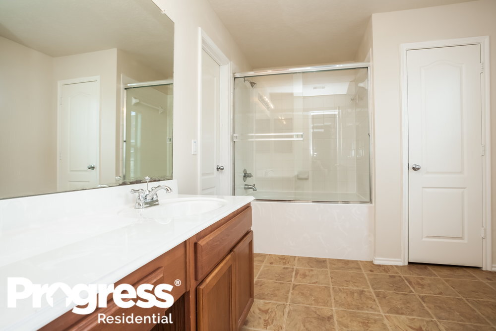 Building Photo - 2730 Skyview Grove Ct