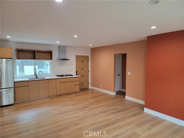 Building Photo - 18725 Bassett St