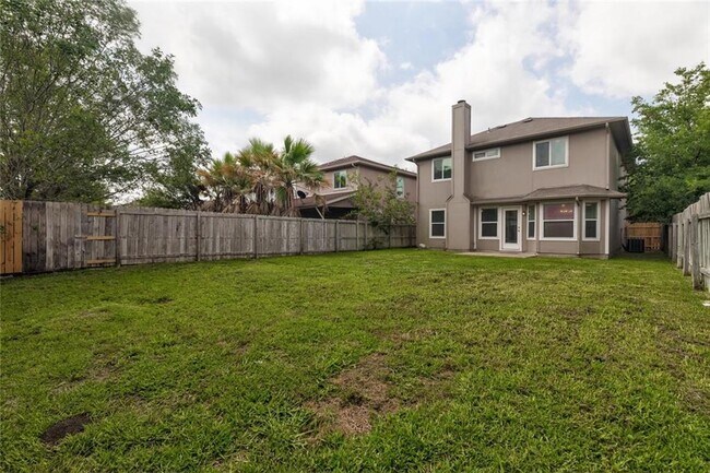 Building Photo - 16712 Hamilton Point Cir