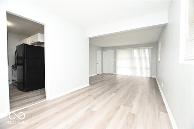 Building Photo - 5820 E 40th St