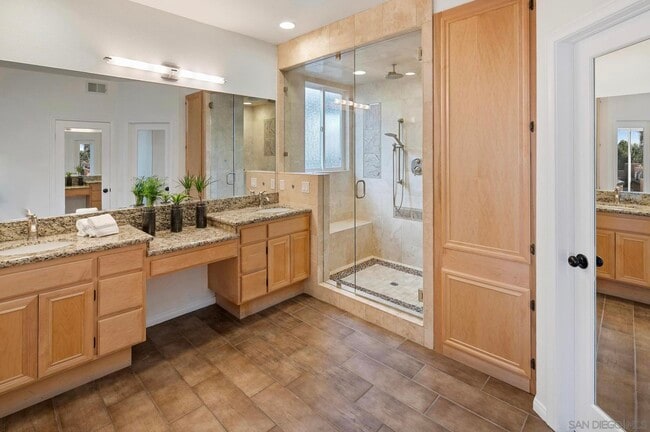 Building Photo - 11357 Woodcraft Way