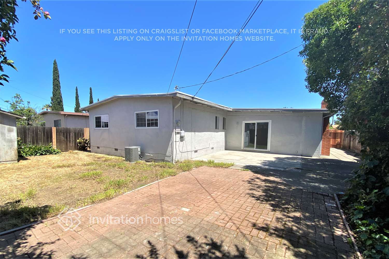 Building Photo - 2207 Santa Ana Dr