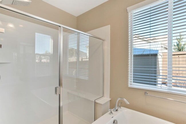 Building Photo - Beautiful Single Story Home in Rancho Cordova