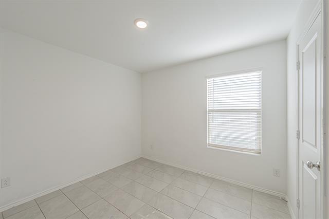 Building Photo - 6429 Becker Ave