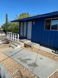 Building Photo - 511 Harding Ave