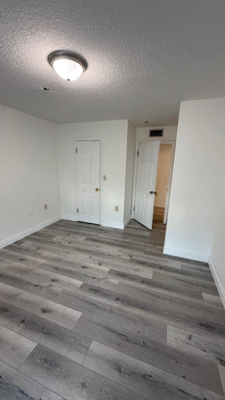 Building Photo - 2307 N Congress Ave