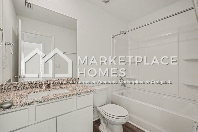 Building Photo - 11890 Sylvia St