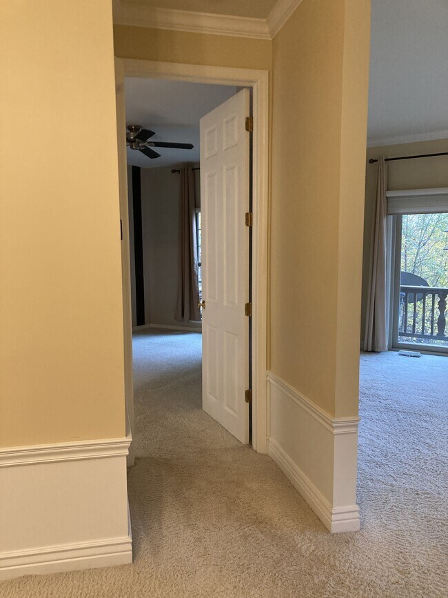 Building Photo - 41645 Copper Creek Dr