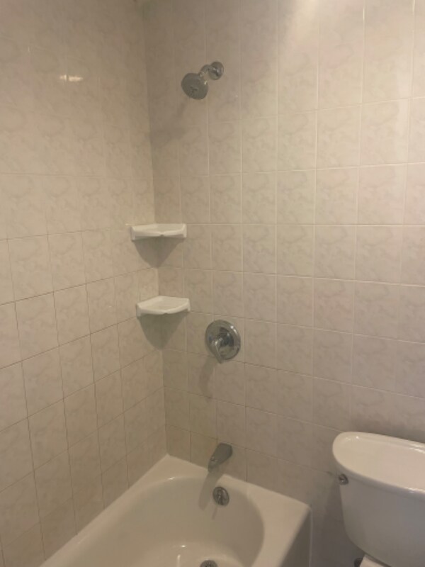 Building Photo - 0 Cromwell Ave