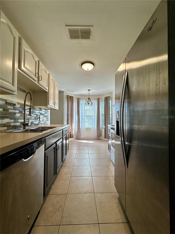 Building Photo - 2200 Waterleaf St