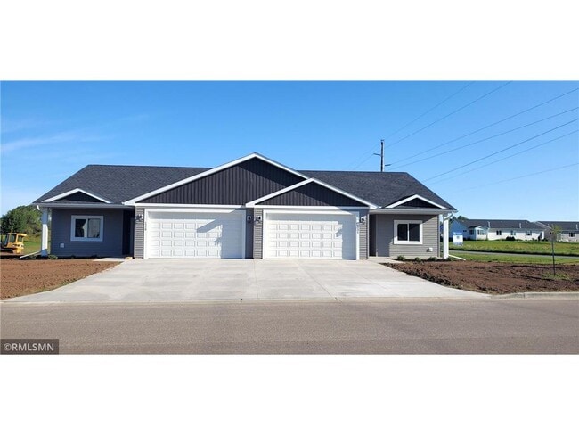 Primary Photo - 1229-1231 Wisteria Ln