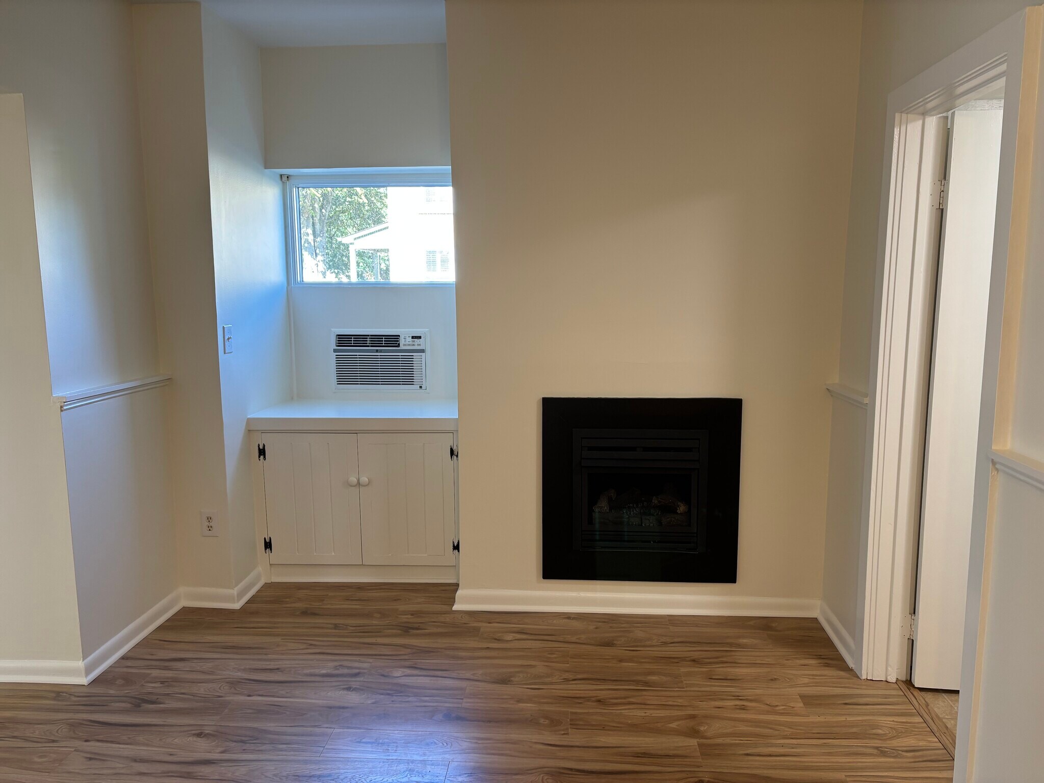 Building Photo - 1717 Firehouse Ln