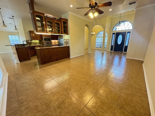 Building Photo - 3-Bedroom House for Rent in Killeen